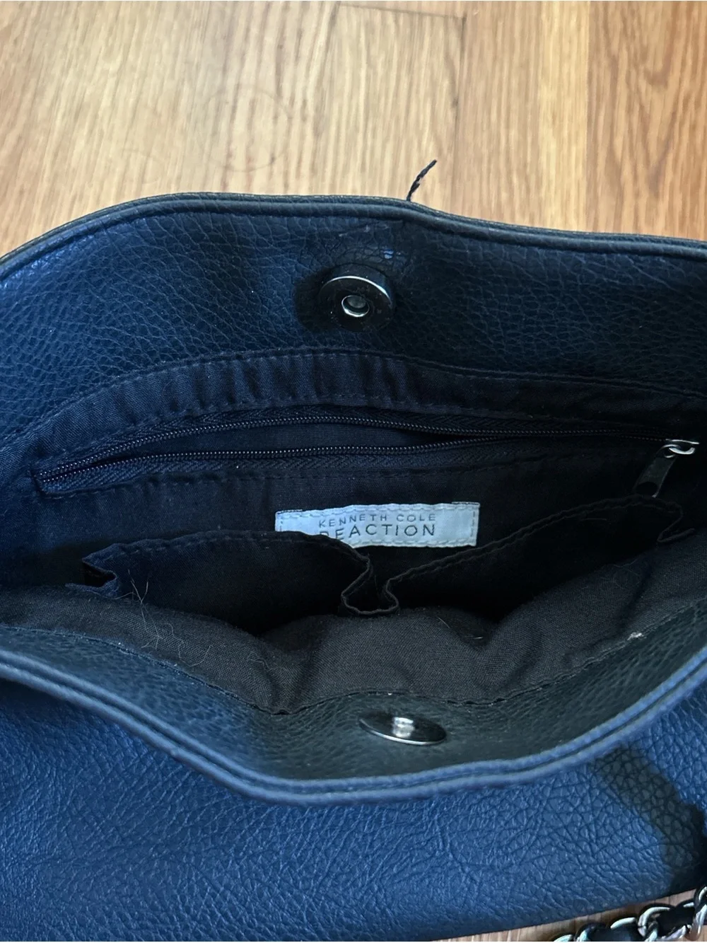 Kenneth Cole Reaction Navy Leather Shoulder Bag with Chain Straps